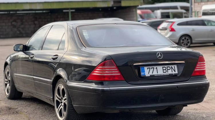 Mercedes-Benz S 400