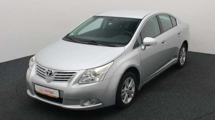 Toyota Avensis preview