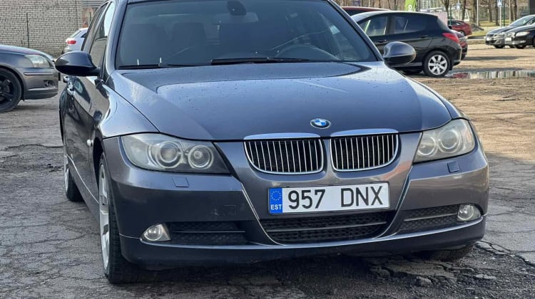 BMW 325