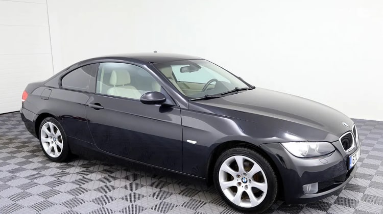 BMW 320 preview