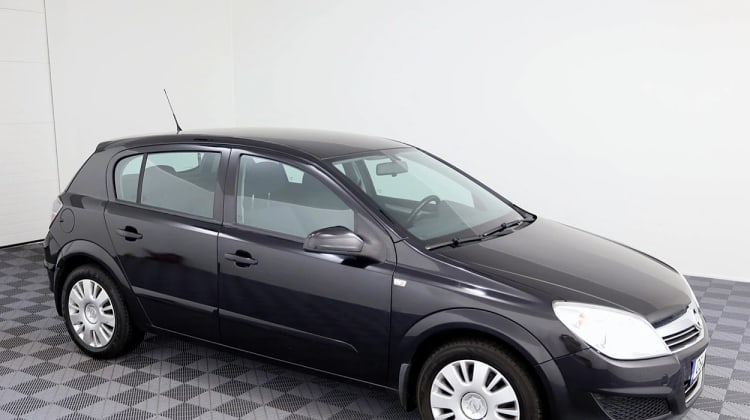 Opel Astra preview