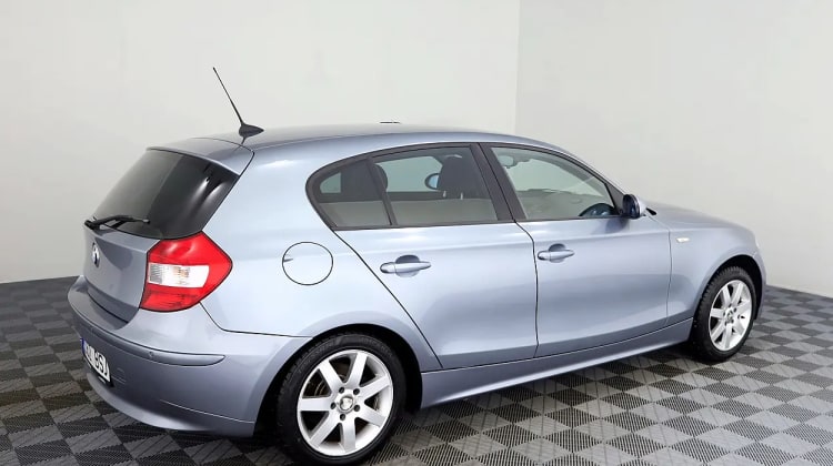 BMW 118
