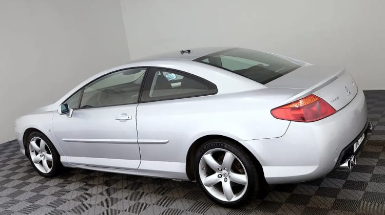 Peugeot 407