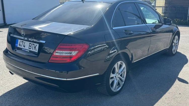 Mercedes-Benz C 180