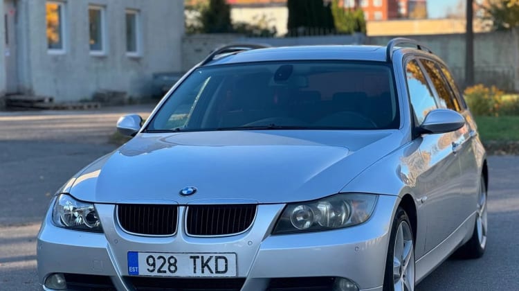 BMW 320