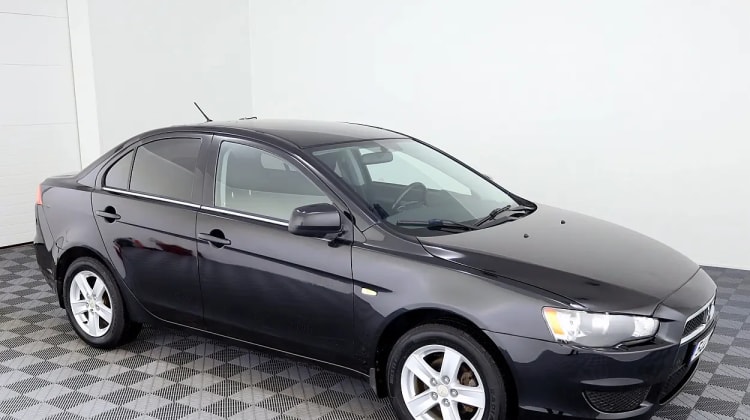 Mitsubishi Lancer