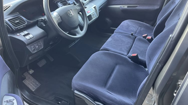 Honda FR-V preview