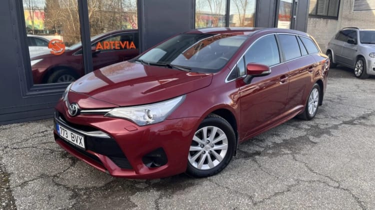 Toyota Avensis preview