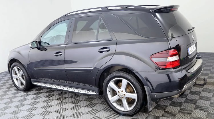 Mercedes-Benz ML 320