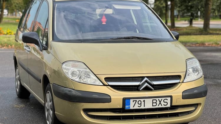 Citroën C8