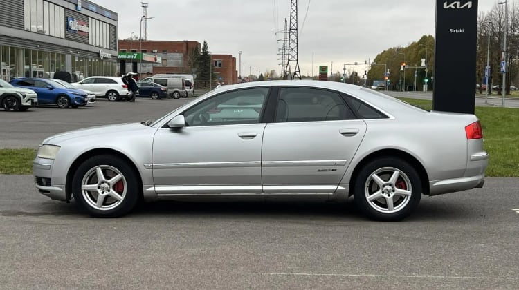 Audi A8