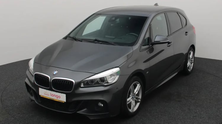 BMW 220 preview