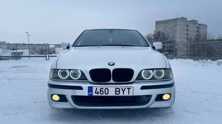 BMW 525