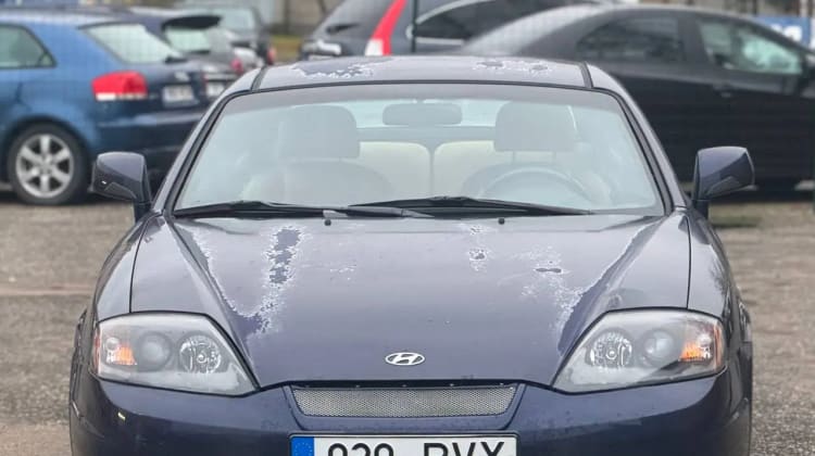 Hyundai Coupe