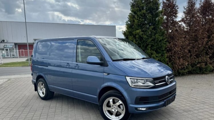 Volkswagen Transporter preview