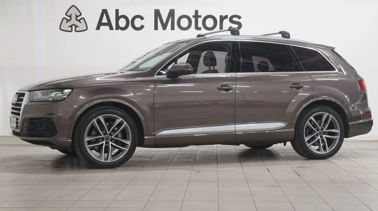 Audi Q7 preview