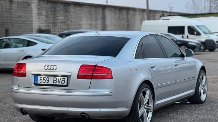 Audi A8
