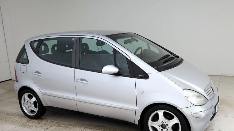 Mercedes-Benz A 190 preview