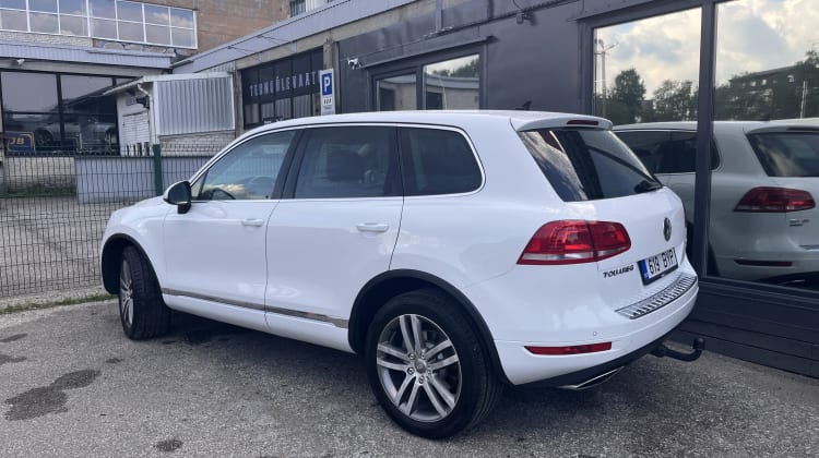 Volkswagen Touareg