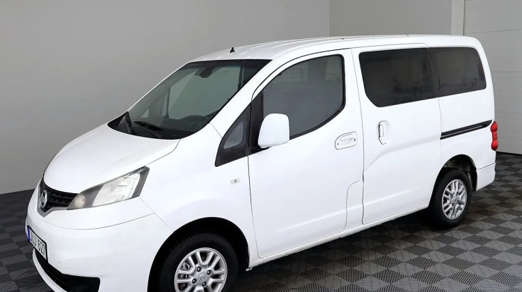 Nissan NV200