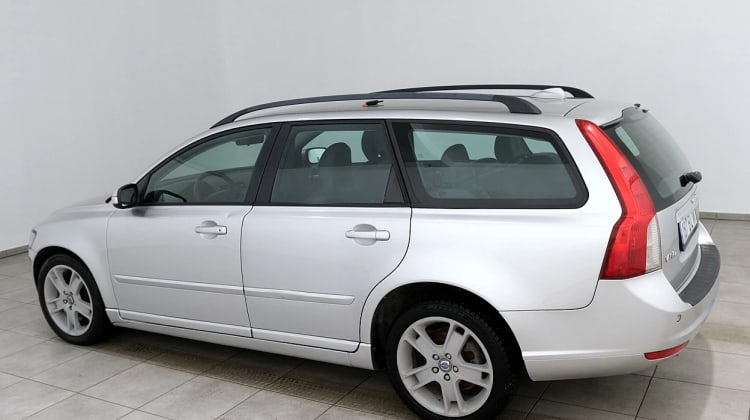 Volvo V50