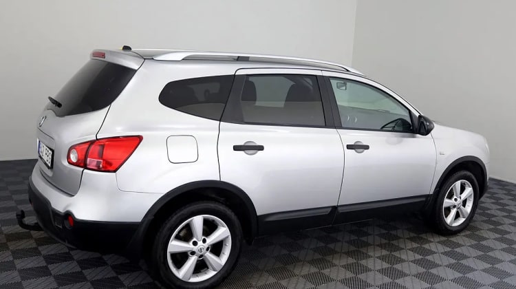 Nissan Qashqai+2