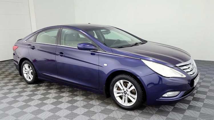 Hyundai SONATA