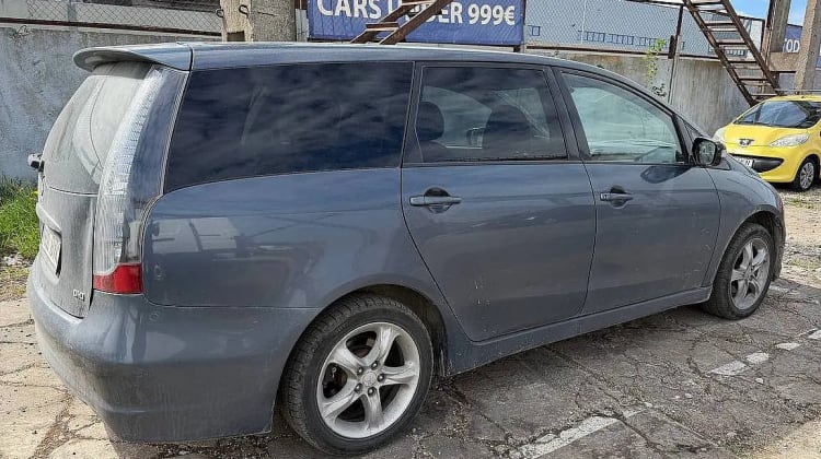 Mitsubishi Grandis