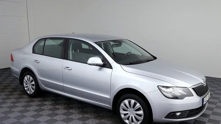 Skoda Superb preview