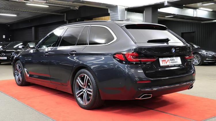 BMW 530