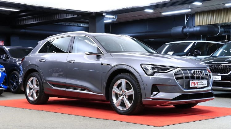 Audi E-tron preview