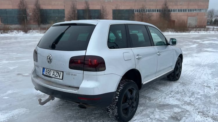 Volkswagen Touareg