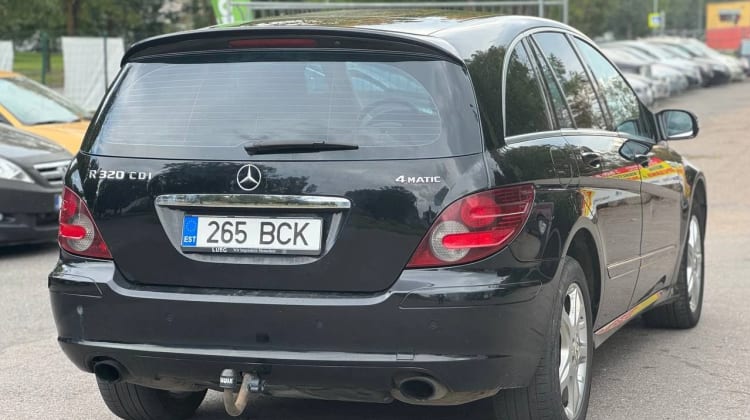 Mercedes-Benz R 320