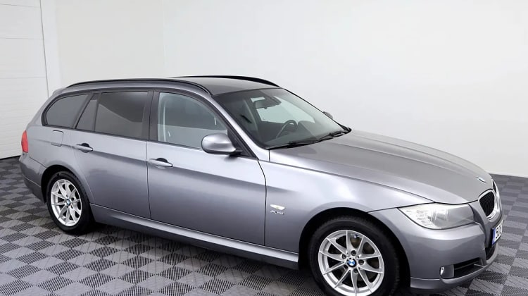 BMW 320 preview