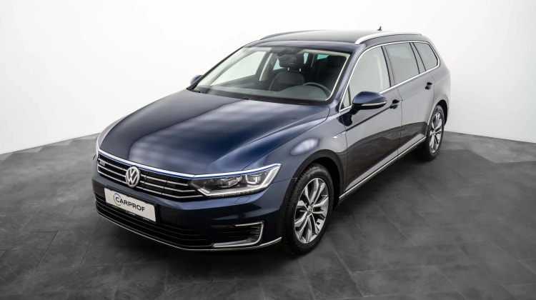 Volkswagen Passat preview