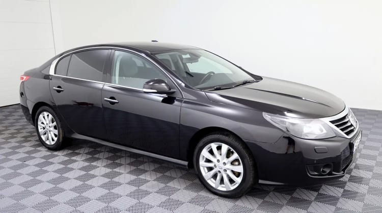Renault Latitude preview