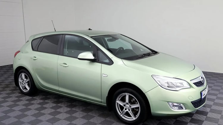 Opel Astra preview