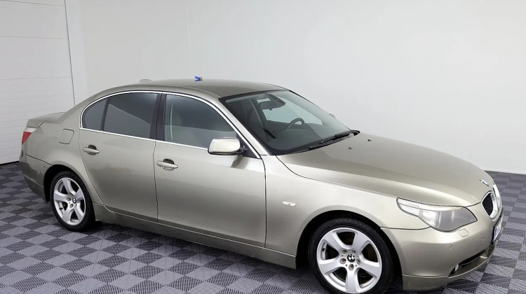 BMW 520