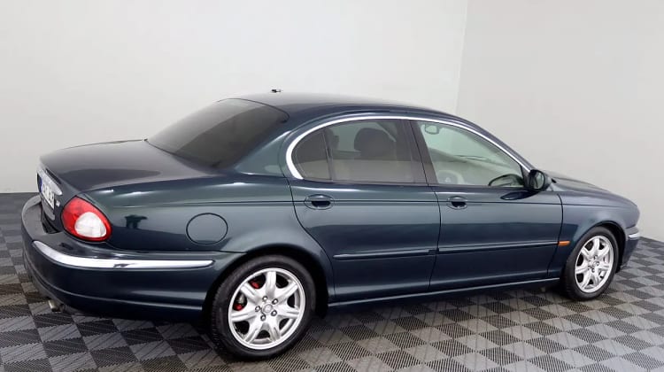 Jaguar X-Type