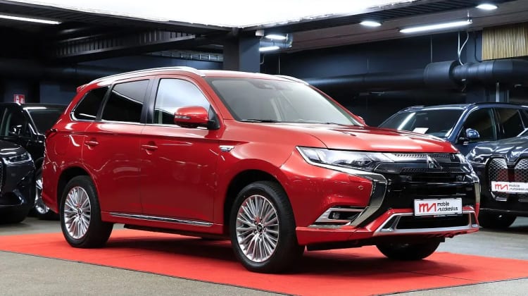 Mitsubishi Outlander preview
