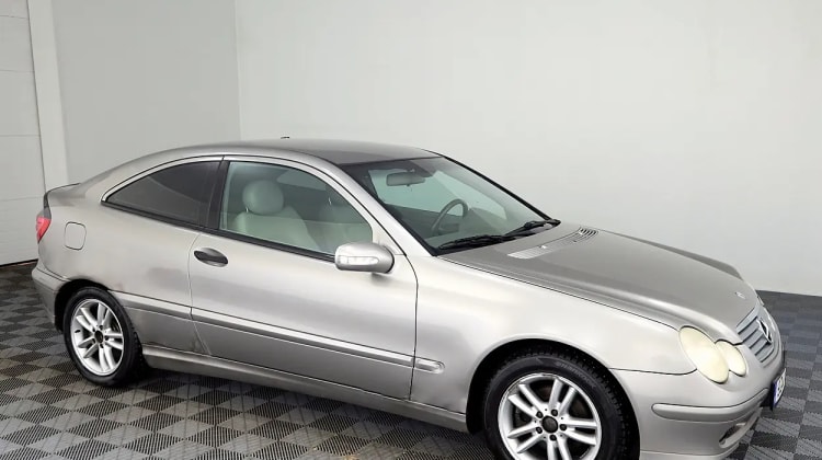 Mercedes-Benz C 180