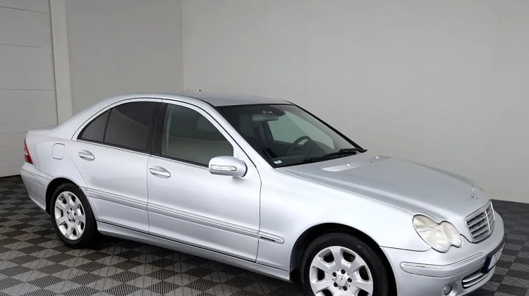 Mercedes-Benz C 220