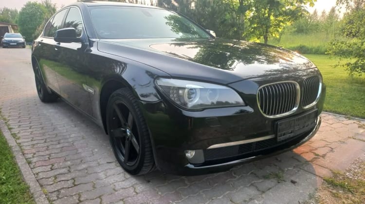 BMW 730 preview