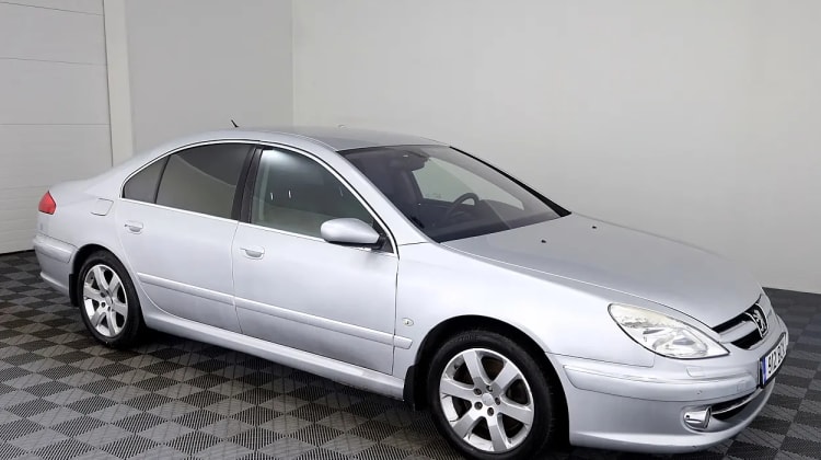 Peugeot 607