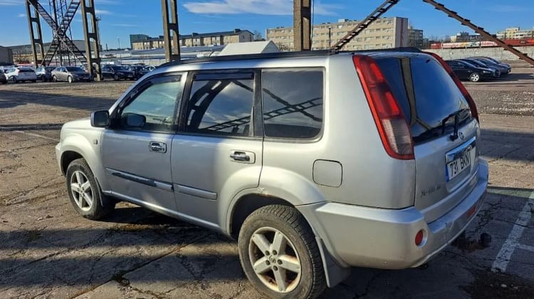 Nissan X-Trail
