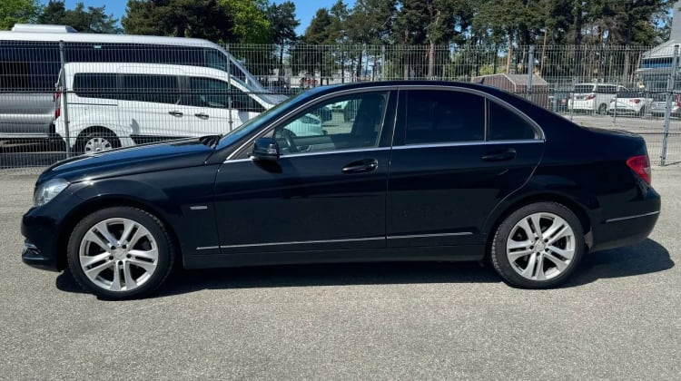 Mercedes-Benz C 180 preview