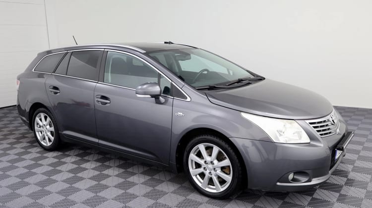 Toyota Avensis preview