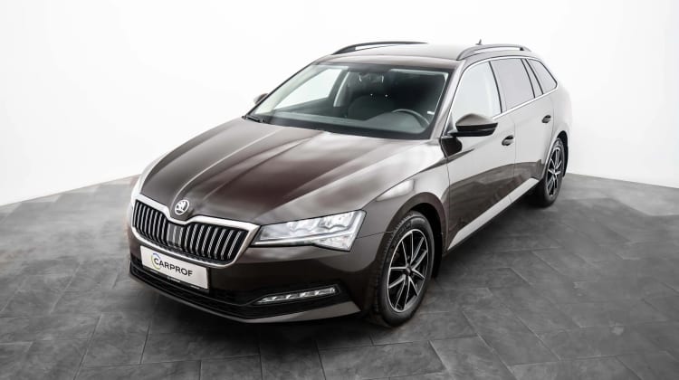 Skoda Superb preview