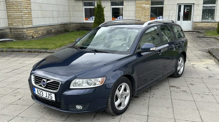 Volvo V50 preview