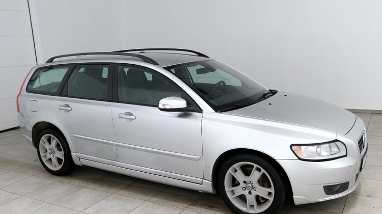 Volvo V50